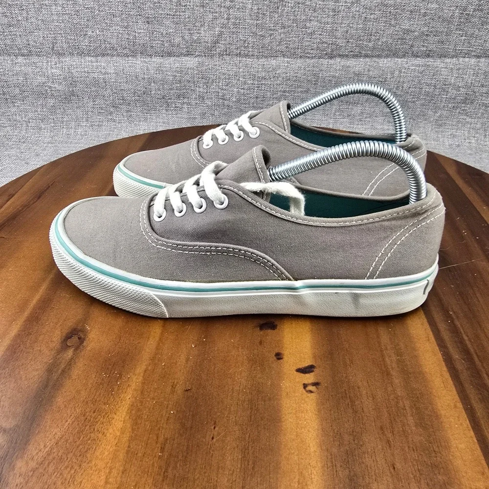 Airwalk Women's Canvas Sneakers Shoes Size 8 Gray Low Top Lace Up‎ Casual